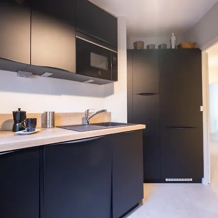 3p Garden-level With Pool Appartement Cannes
